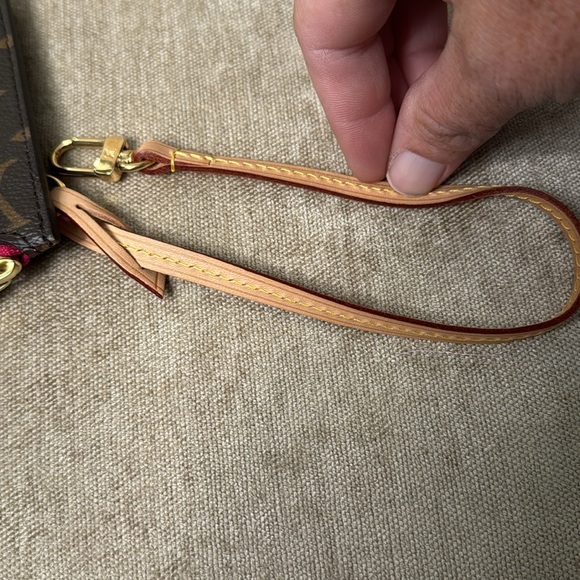 LOUIS VUITTON - NEW Neverfull Pink Pivone Pochette Monogram - for PM or MM - Picture 10 of 10